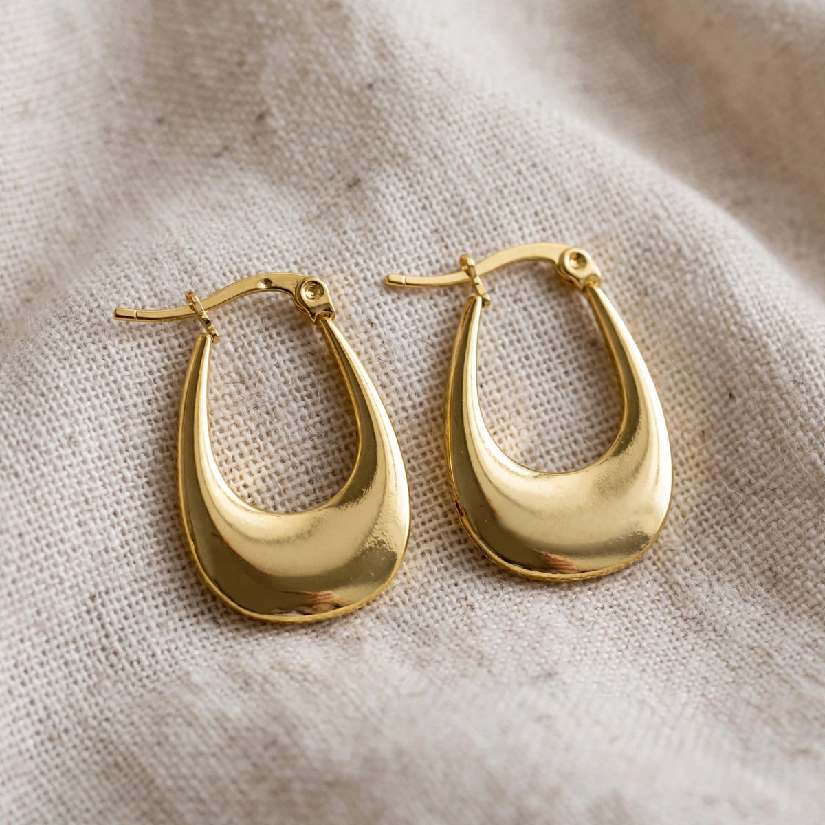 LUNA-The Dew Drop loop/Earrings
