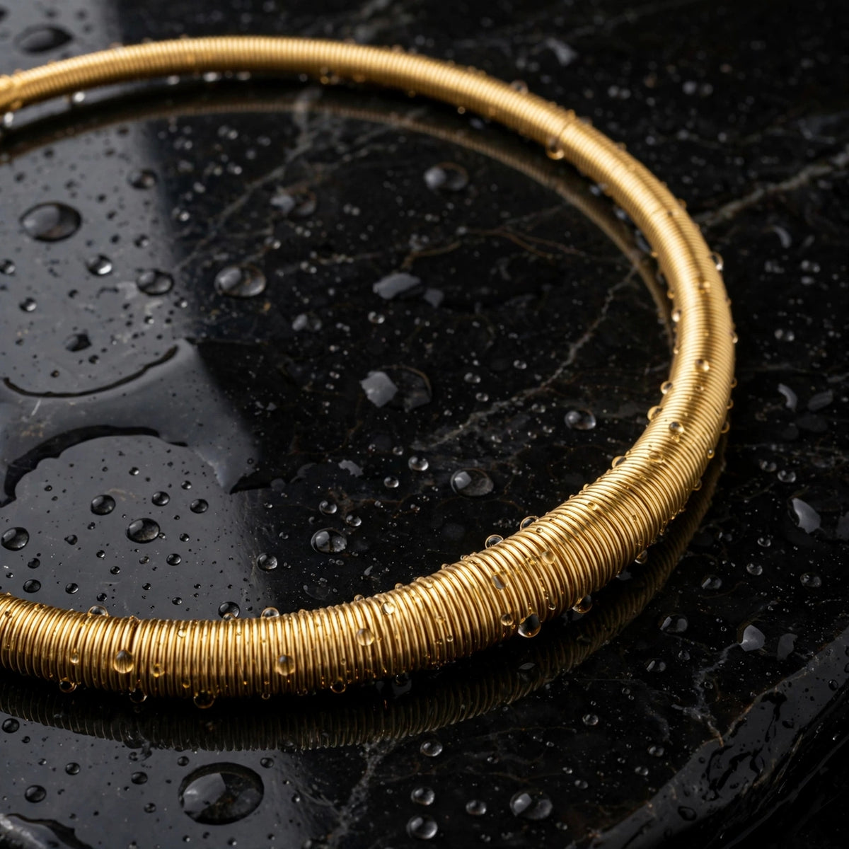 Golden coil collar necklace
