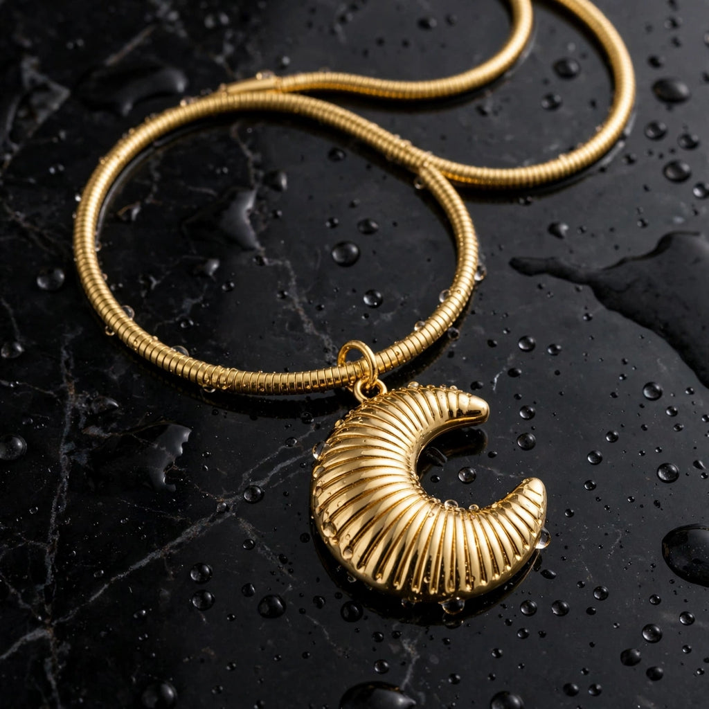 Cresent soul pendant